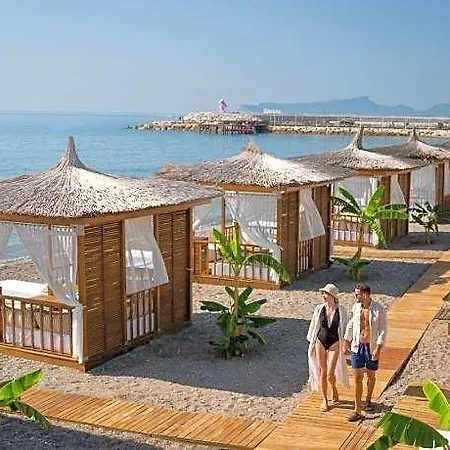 Rixos Sungate Hotel