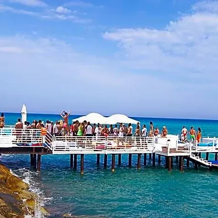Rixos Sungate Hotel