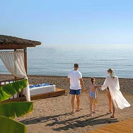 Rixos Sungate 5*